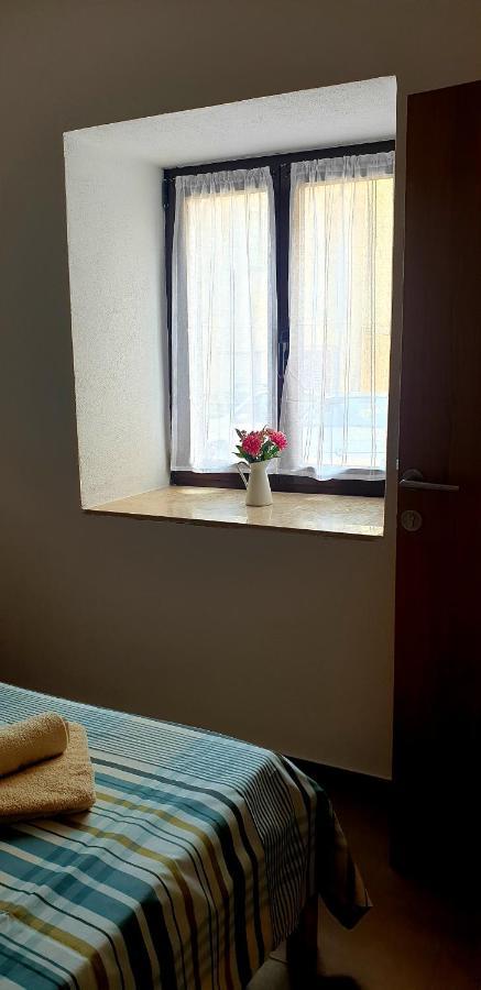 Apartments And Room Vela Senj  Bagian luar foto